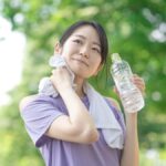 水分補給をする女性フィットネス2